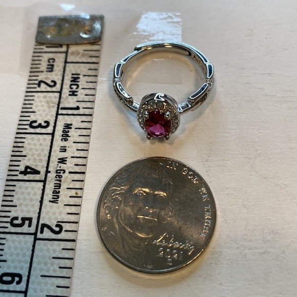 Womens Pink Oval Crystal Ring Faux Cubic Zirconia Diamonds with adjustable band - Picture 3 of 9